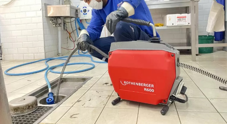 İzmit Tesisatci Gider Mutfak Açmak 